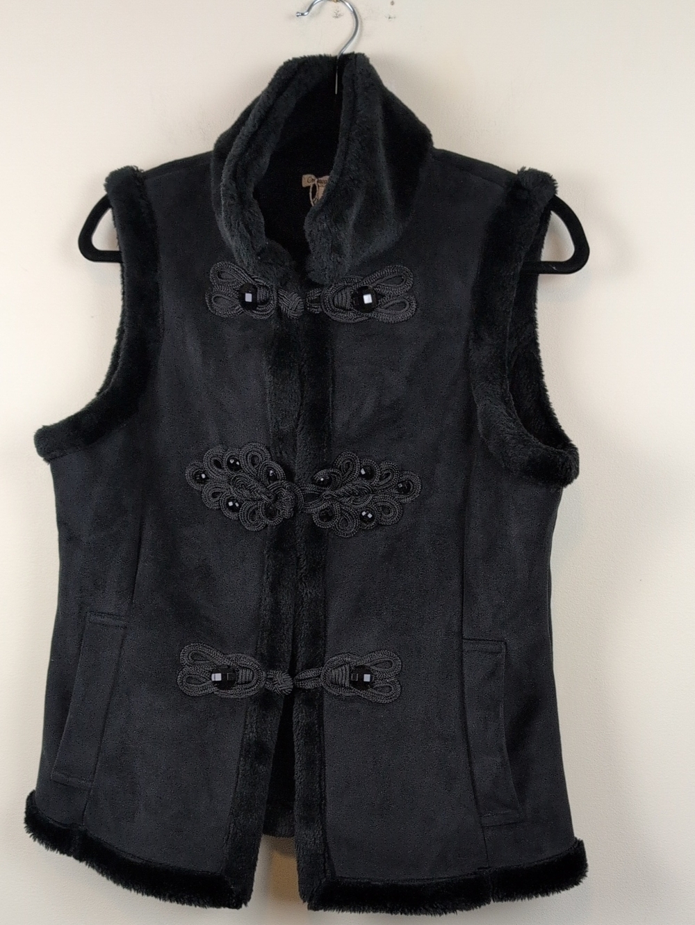 Coldwater Creek Black Faux Fur Trim Sleeveless Toggle Vest Size S NWOT